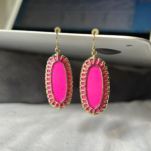 RARE Neon pink Kendra Scott Elle